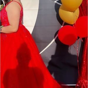 Prom dress for sale wanna see more details and videos let me know